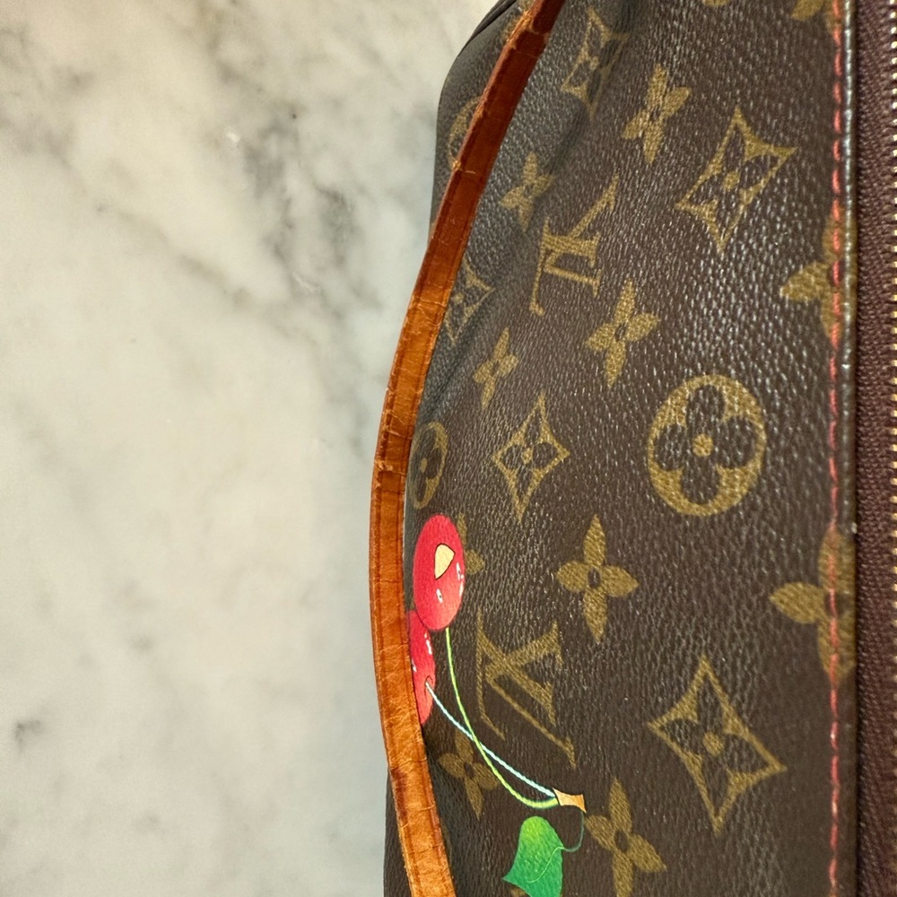 LV Monogram Cerises Pochette Accessoires - Picture 7 of 10